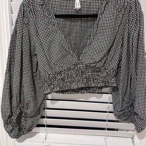 Live 4 Truth Black and White Puff Sleeve Smocked Crop Blouse